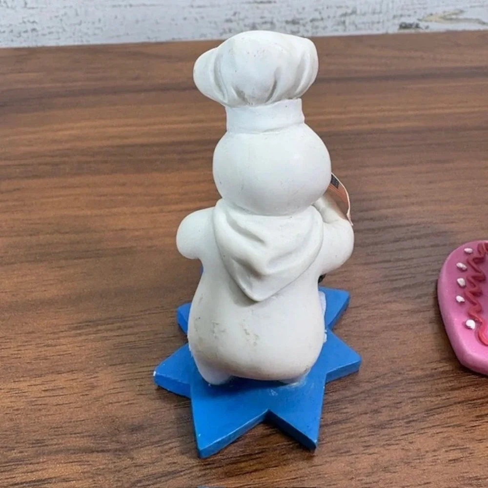 Danbury Mint Pillsbury Doughboy Perpetual Calendar Figurine  Lot of 2 1997